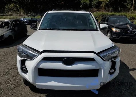 2023 Toyota 4Runner Se из США, поврежденный, VIN JTENU5JR8P6190377